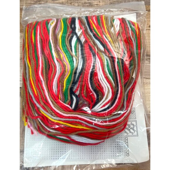 Santa In His Sleigh Plastic Canvas Kit 20" X 11" Acrylic Yarn & Accessories - Picture 4 of 4